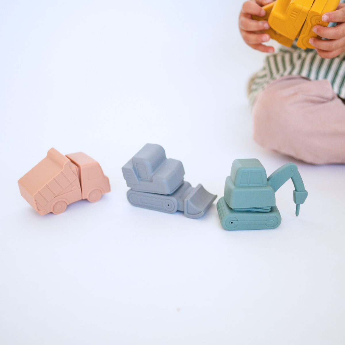 Construction Mold Free Bath Toy Set of 4 | Easter